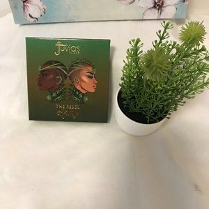 Juvias Place The Rebel Army Eyeshadow Quad